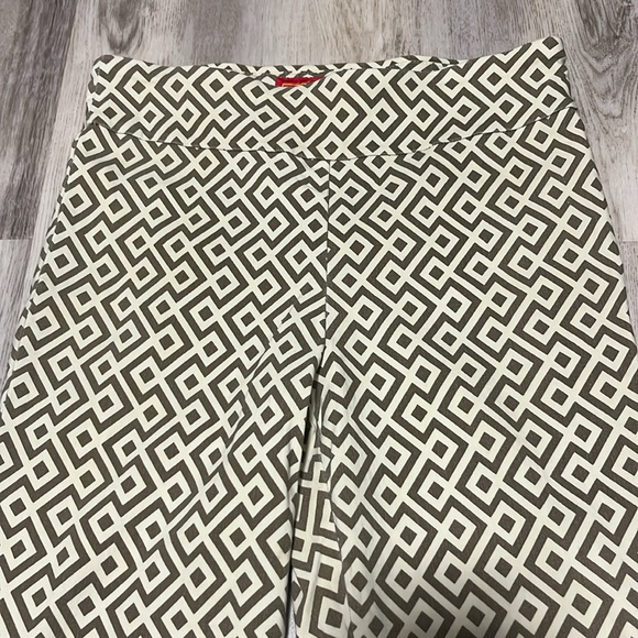 Krazy Larry Brown Tan Geometric Pull On Ankle Pants 4 - Picture 3 of 5